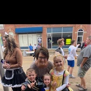 Meet your Posher, Renee